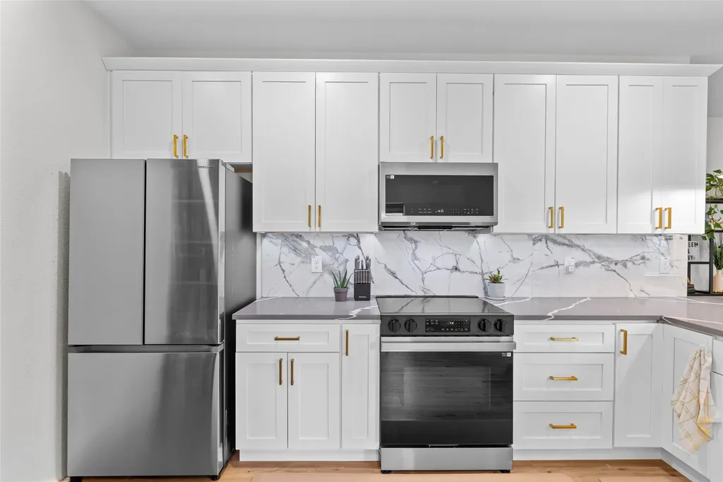 5404 Bourquin Street Dallas TX 75210