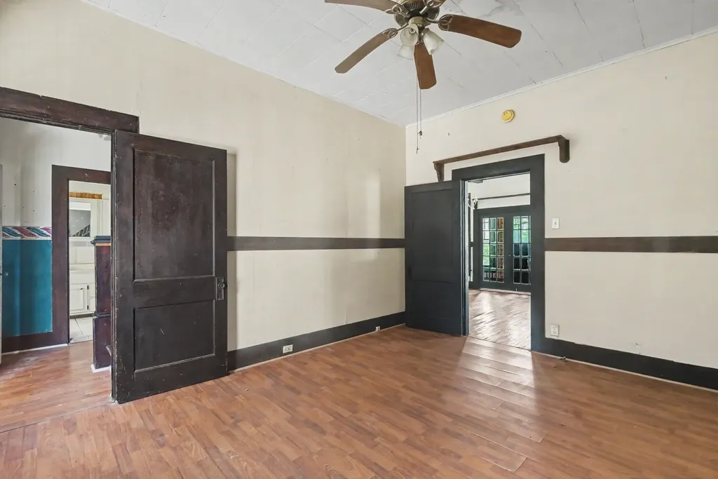 313 S Oak Street Boyd TX 76023