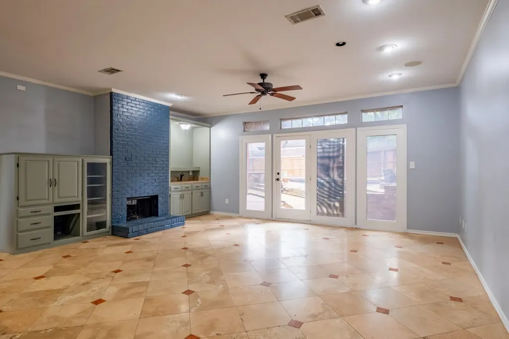 1502 Mission Hills Lane Corinth TX 76210