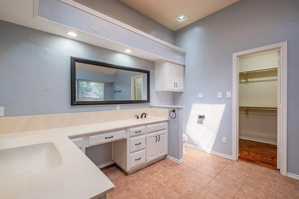 1502 Mission Hills Lane Corinth TX 76210