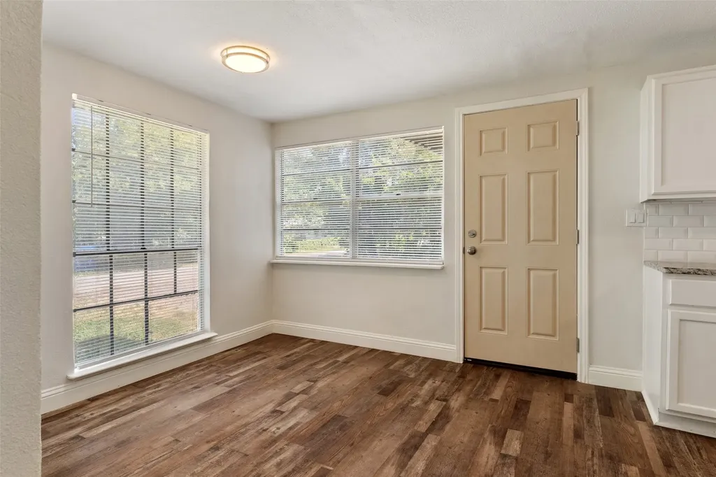 3123 Biway Street Sansom Park TX 76114