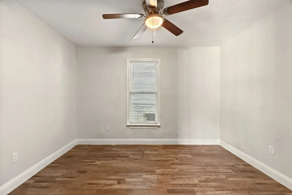 3123 Biway Street Sansom Park TX 76114