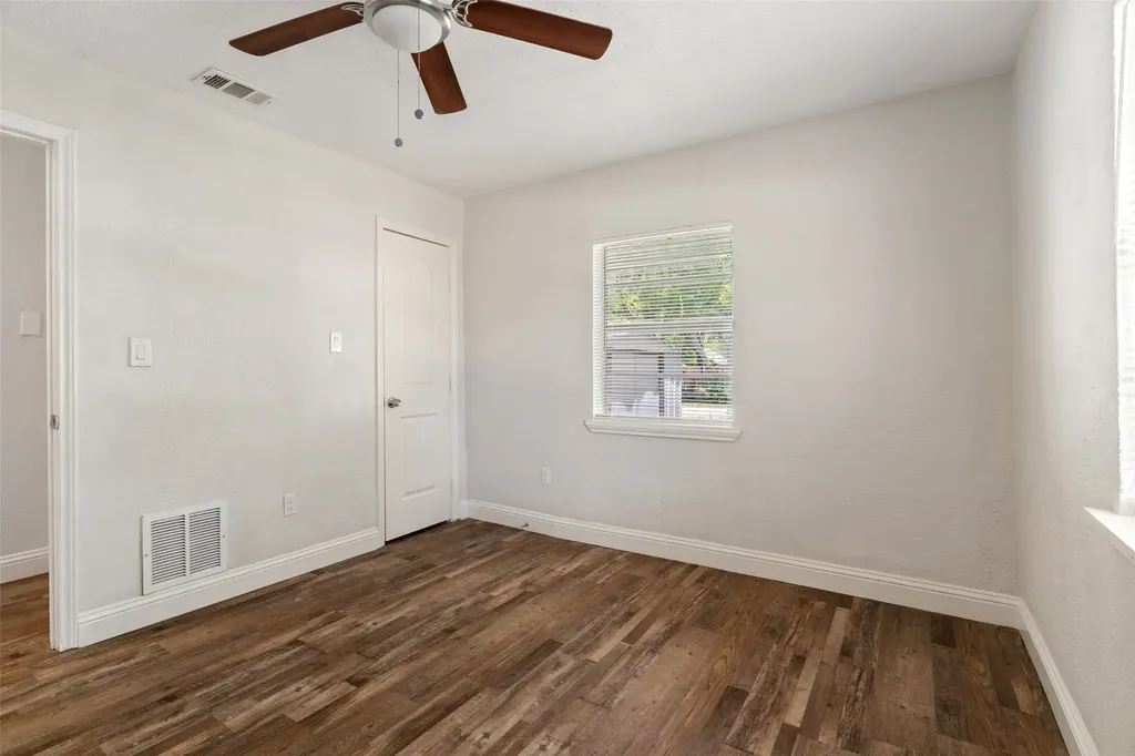 3123 Biway Street Sansom Park TX 76114