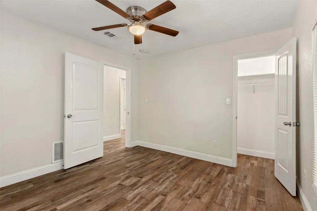 3123 Biway Street Sansom Park TX 76114