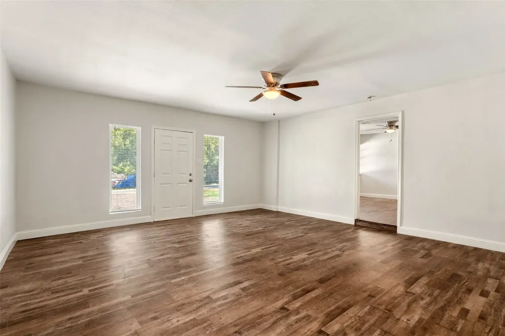 3123 Biway Street Sansom Park TX 76114
