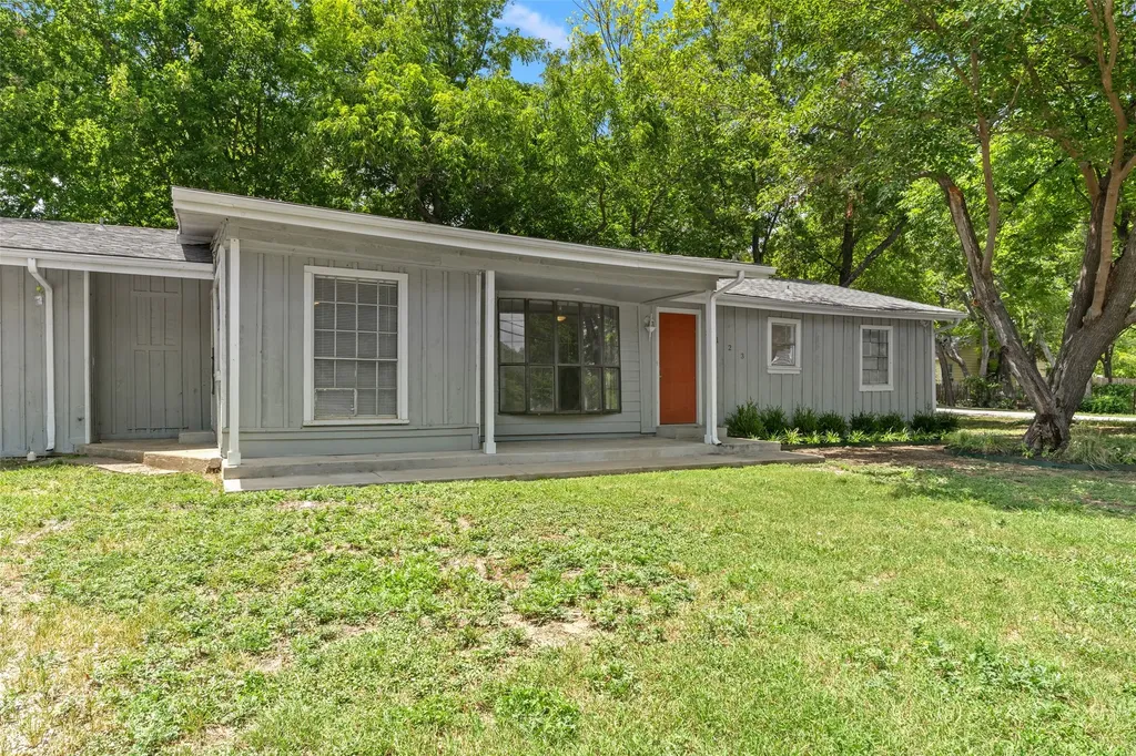 3123 Biway Street Sansom Park TX 76114