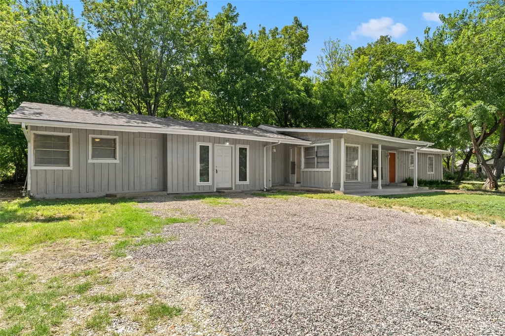 3123 Biway Street Sansom Park TX 76114