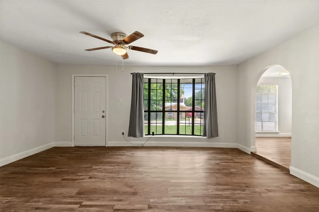 3123 Biway Street Sansom Park TX 76114
