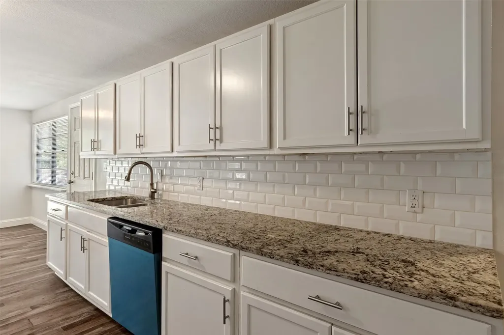 3123 Biway Street Sansom Park TX 76114