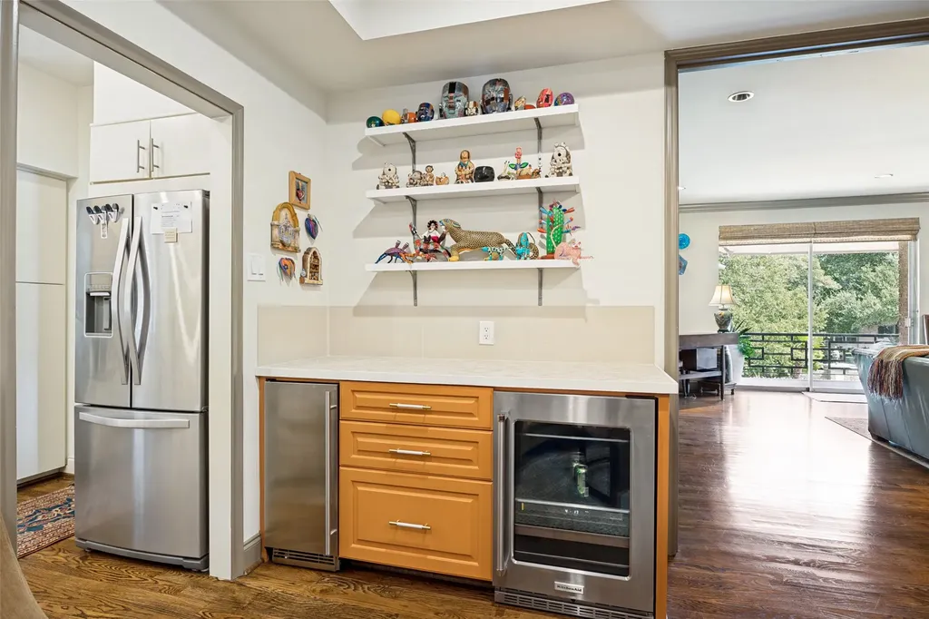 6318 Bandera Avenue Dallas TX 75225