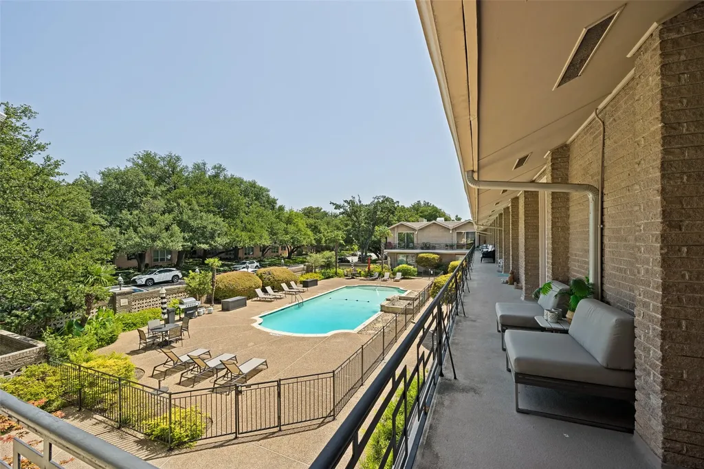 6318 Bandera Avenue Dallas TX 75225