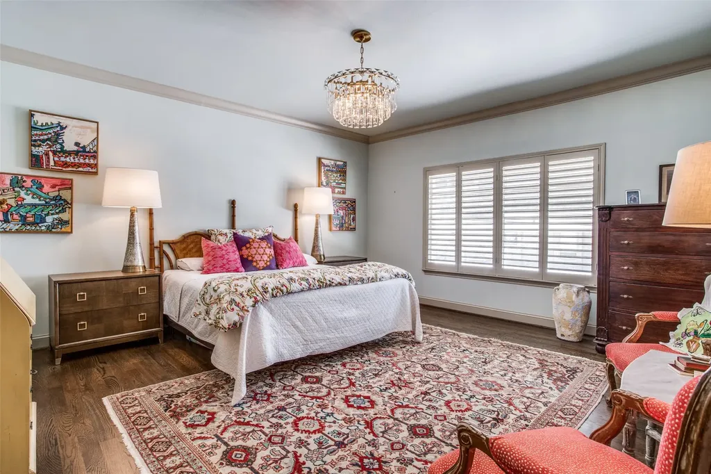 6318 Bandera Avenue Dallas TX 75225