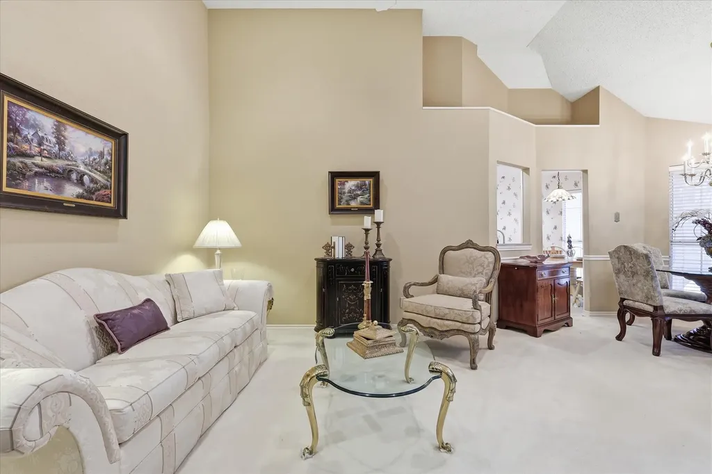 18095 Whispering Gables Lane Dallas TX 75287