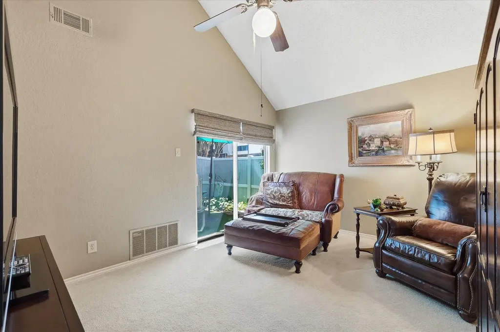 18095 Whispering Gables Lane Dallas TX 75287