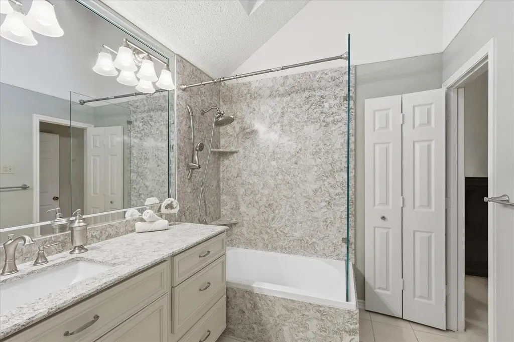 18095 Whispering Gables Lane Dallas TX 75287