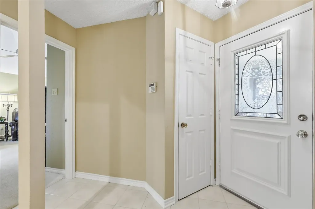 18095 Whispering Gables Lane Dallas TX 75287