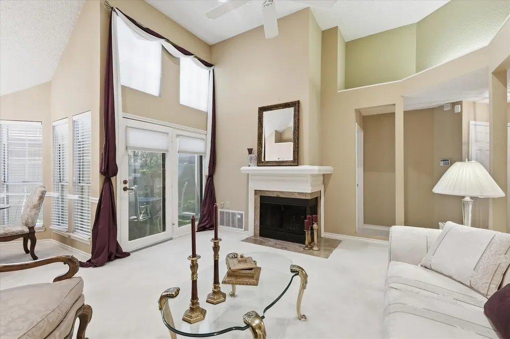 18095 Whispering Gables Lane Dallas TX 75287