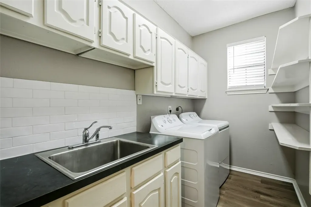 2115 Fawn Ridge Trail Carrollton TX 75010