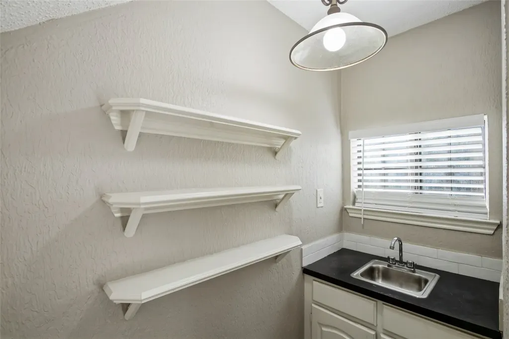 2115 Fawn Ridge Trail Carrollton TX 75010
