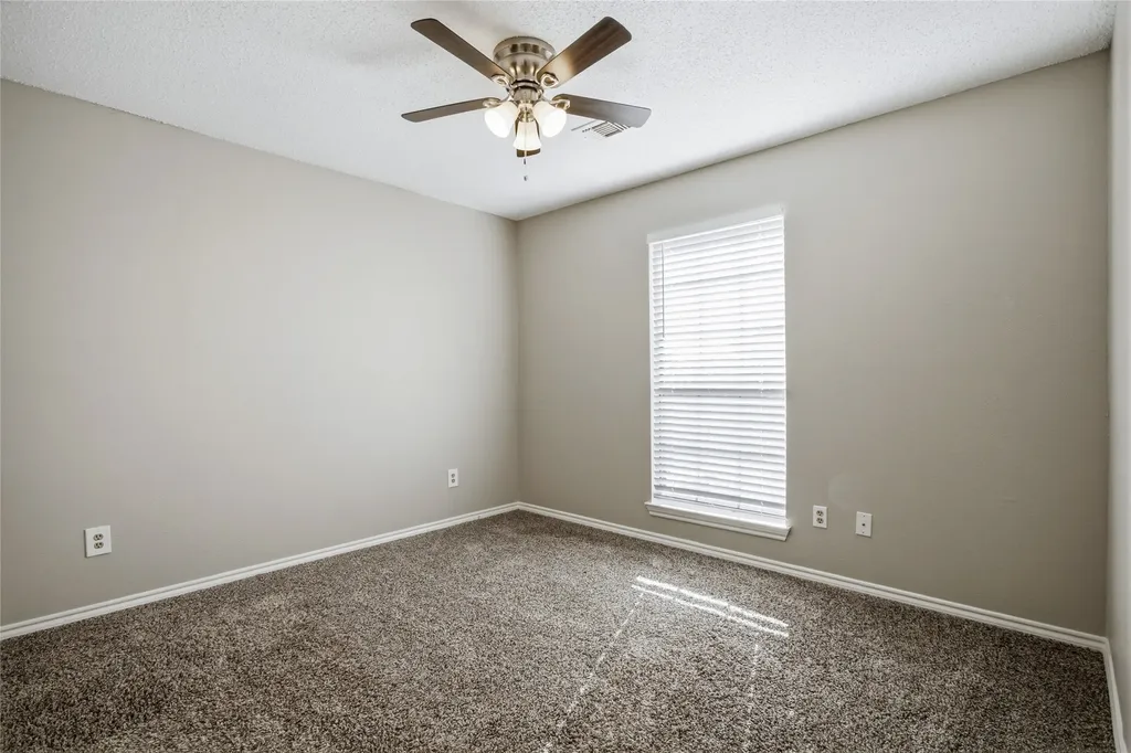 2115 Fawn Ridge Trail Carrollton TX 75010