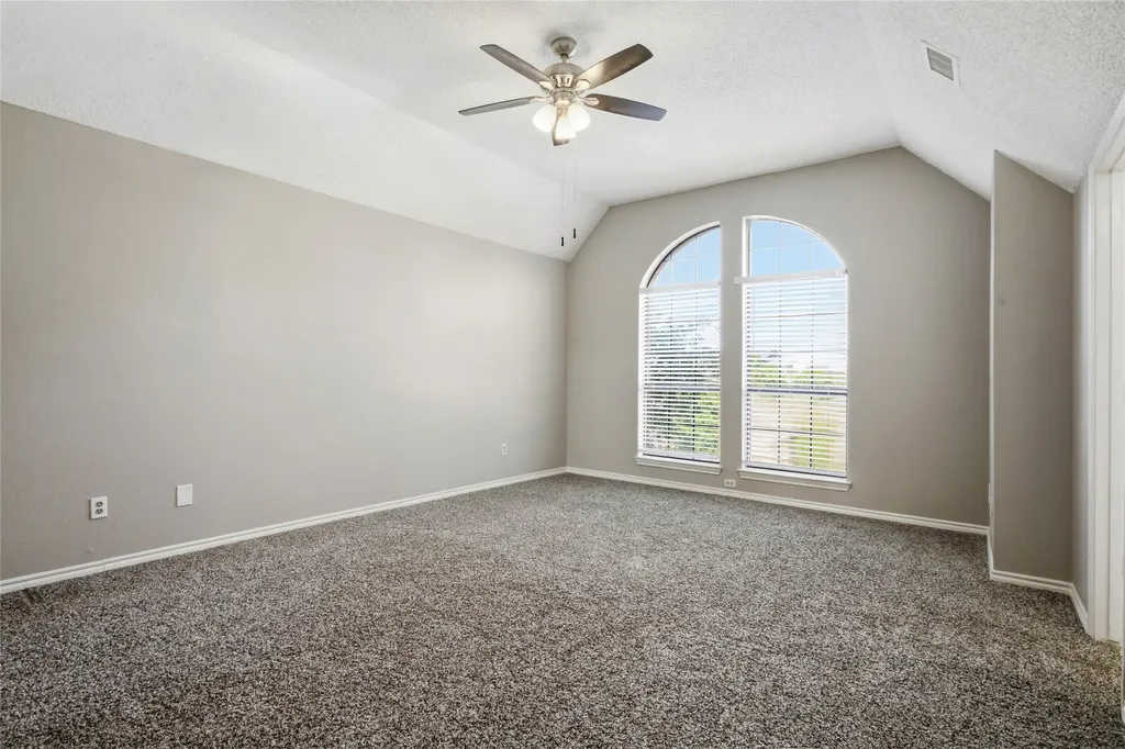 2115 Fawn Ridge Trail Carrollton TX 75010