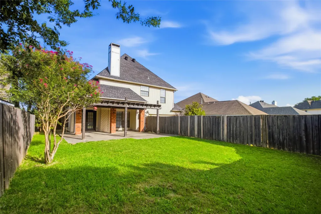 2115 Fawn Ridge Trail Carrollton TX 75010