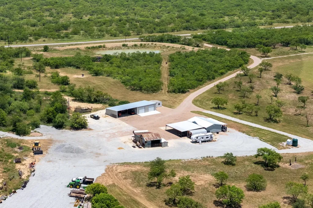 2671 Fm 2926 Clyde TX 79510