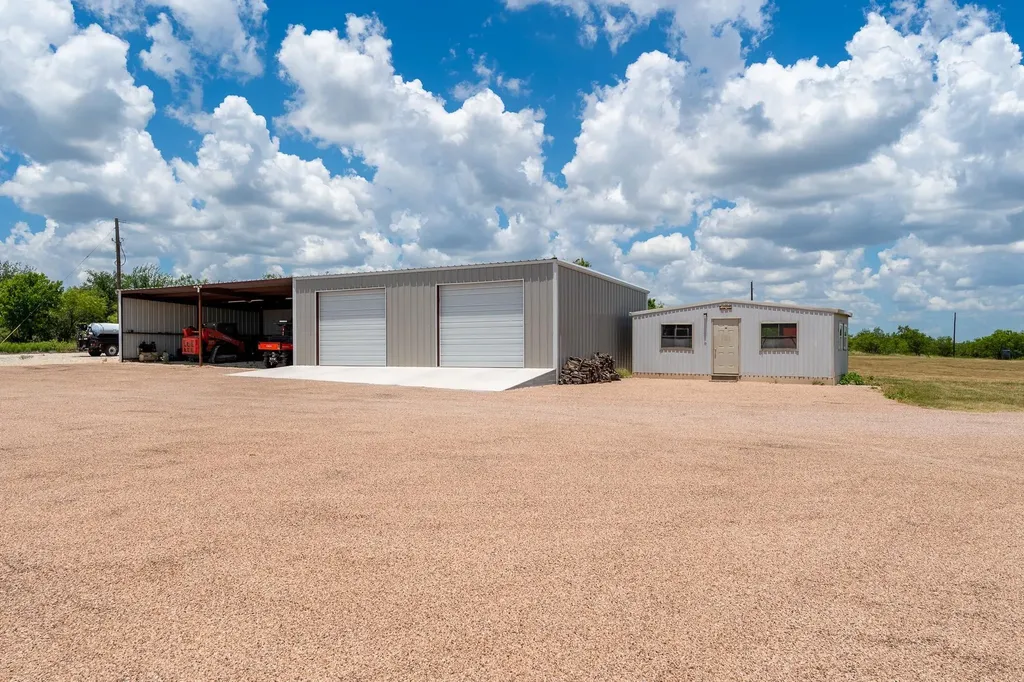 2671 Fm 2926 Clyde TX 79510