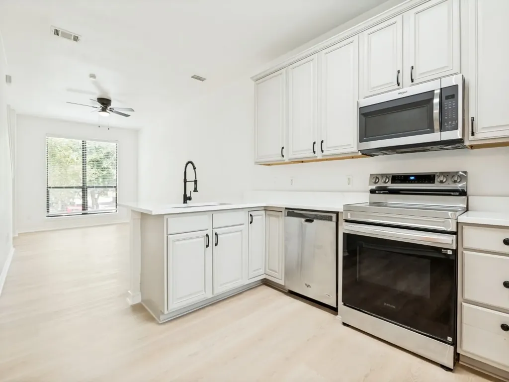 120 Nemo Court Arlington TX 76010