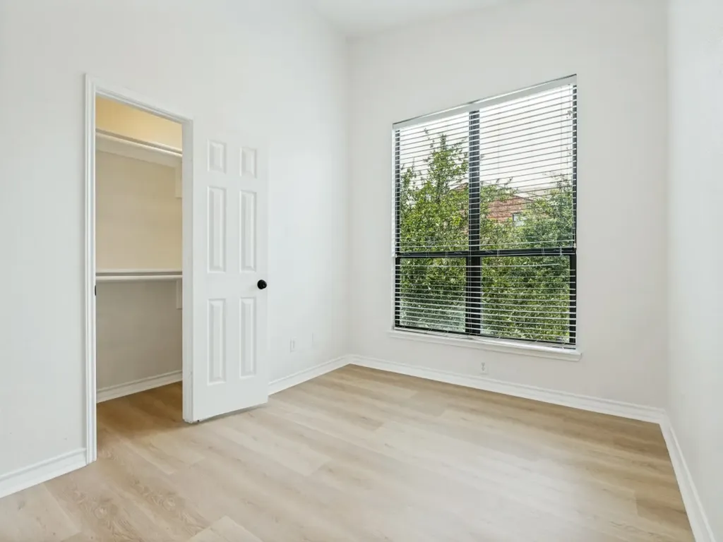 120 Nemo Court Arlington TX 76010