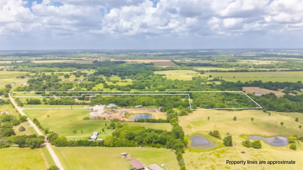 3721 County Road 4040 Whitewright TX 75491