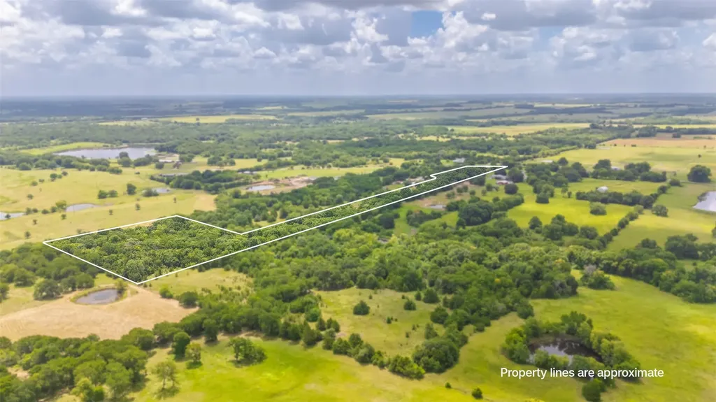 3721 County Road 4040 Whitewright TX 75491
