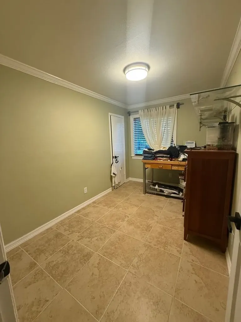 3526 W Rochelle Road Irving TX 75062