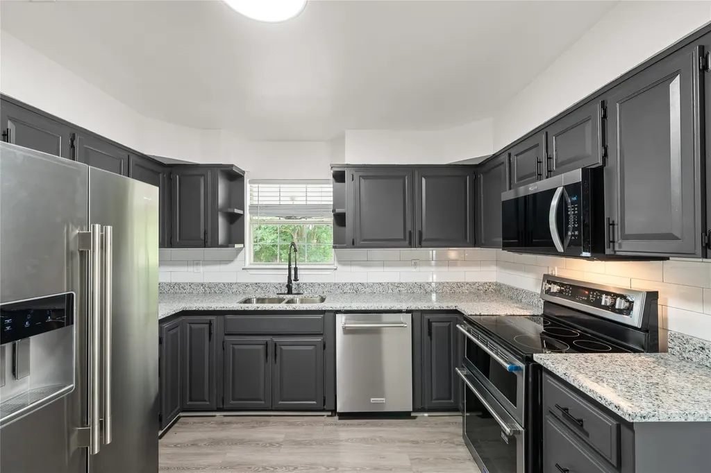 257 Private Road 7219 Wills Point TX 75169