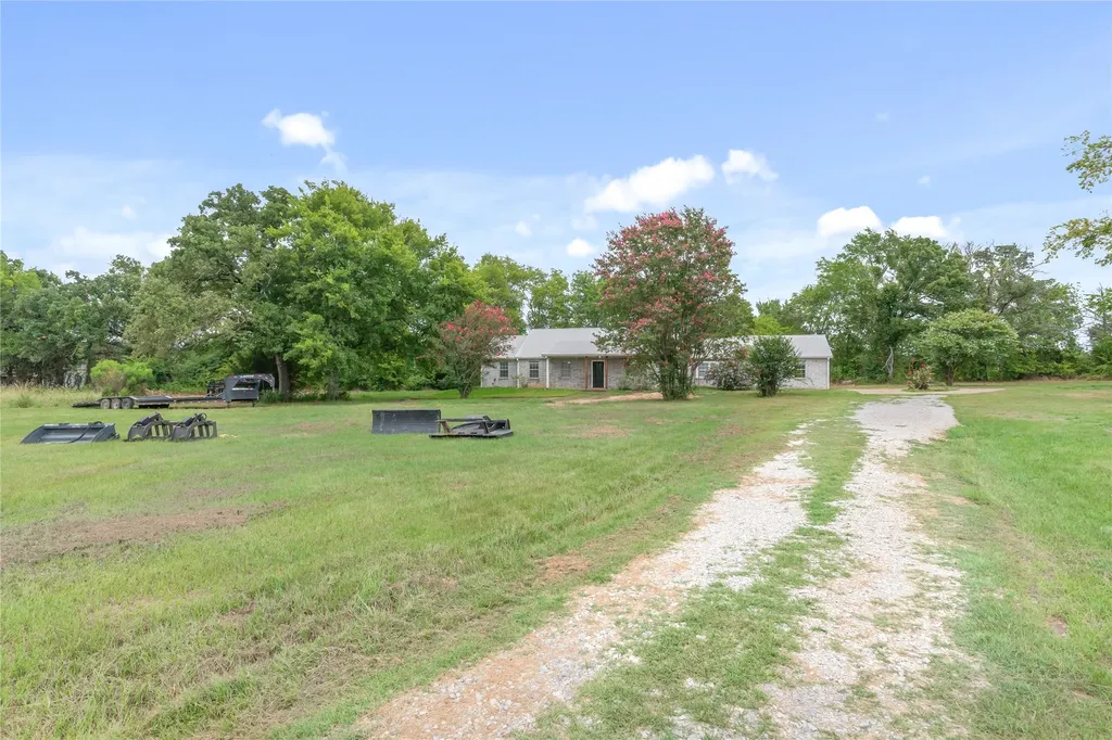 257 Private Road 7219 Wills Point TX 75169