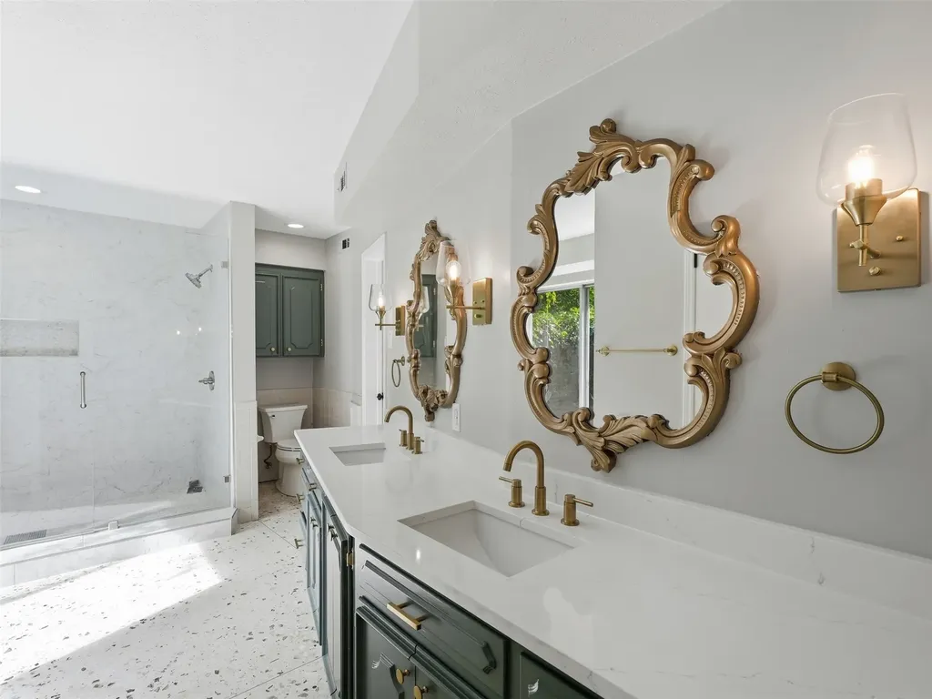 6815 Lyre Lane Dallas TX 75214