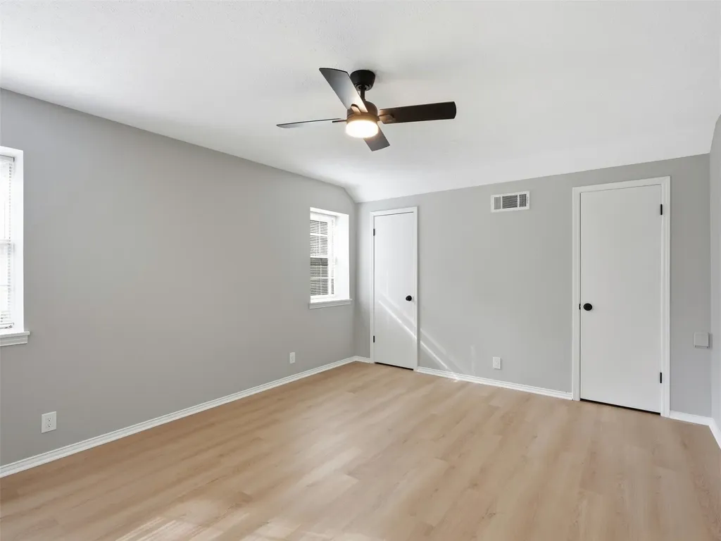 6815 Lyre Lane Dallas TX 75214