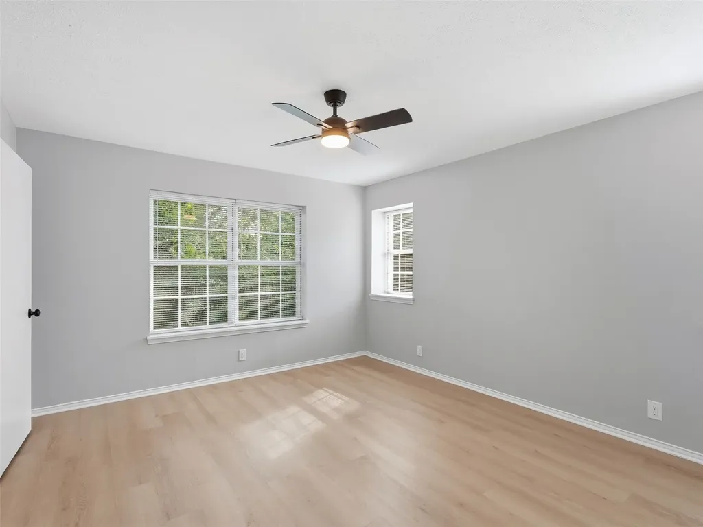 6815 Lyre Lane Dallas TX 75214