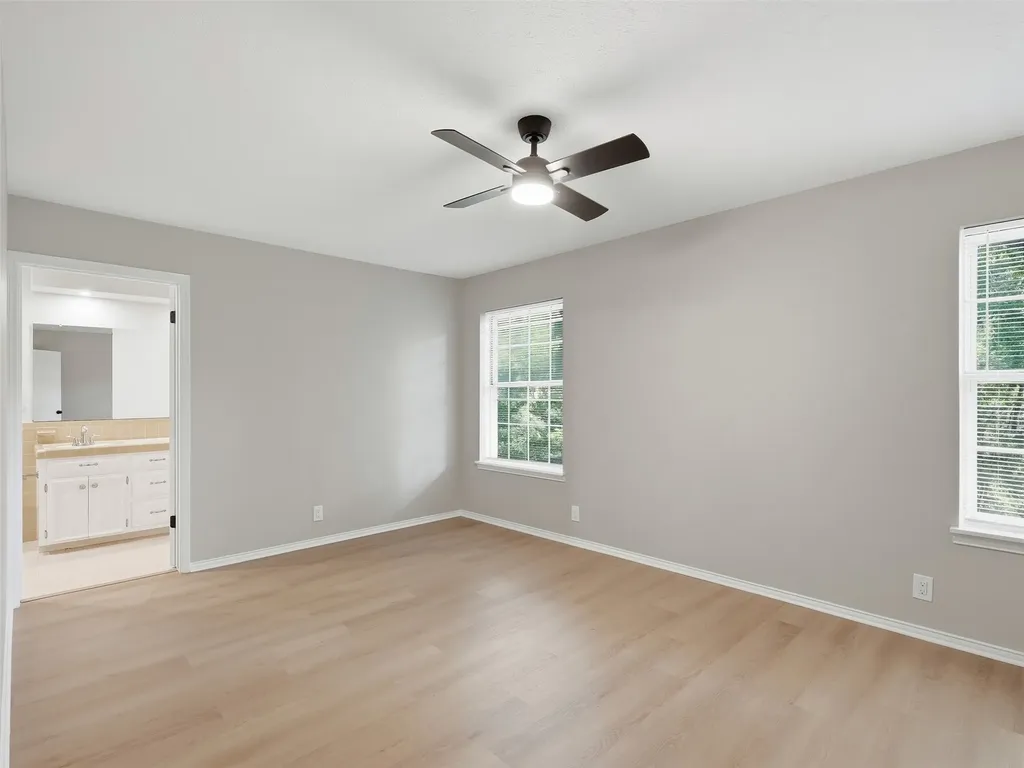 6815 Lyre Lane Dallas TX 75214