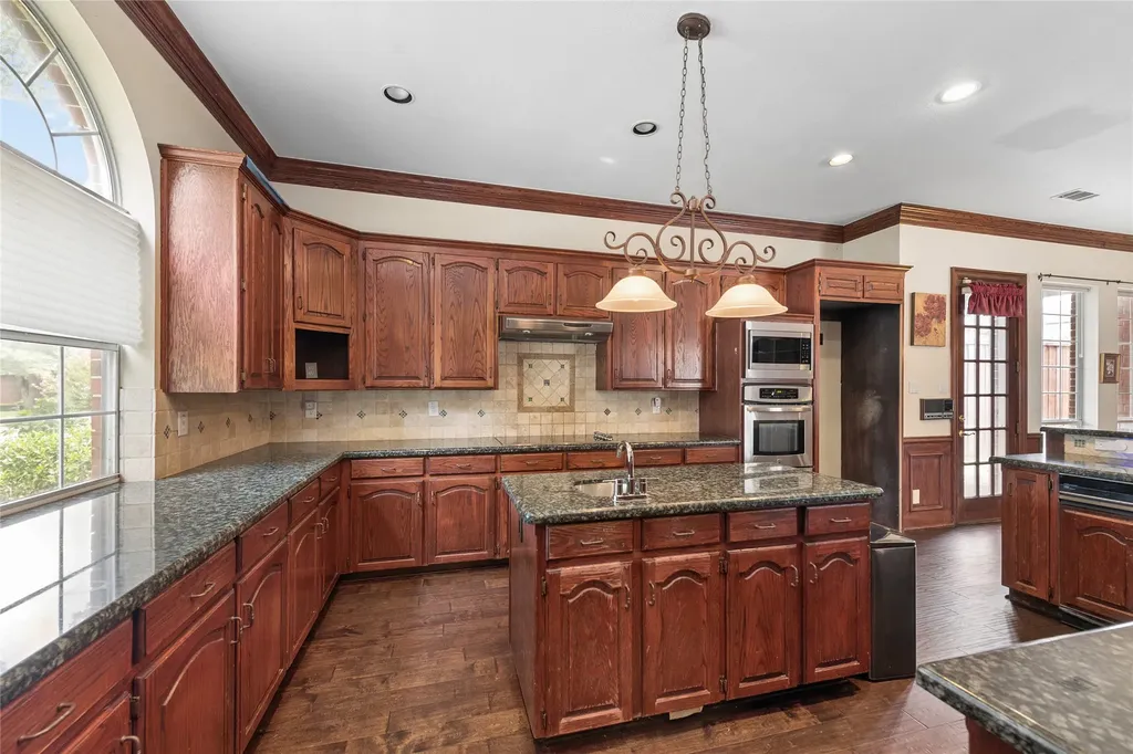 6504 Myrtle Beach Drive Plano TX 75093
