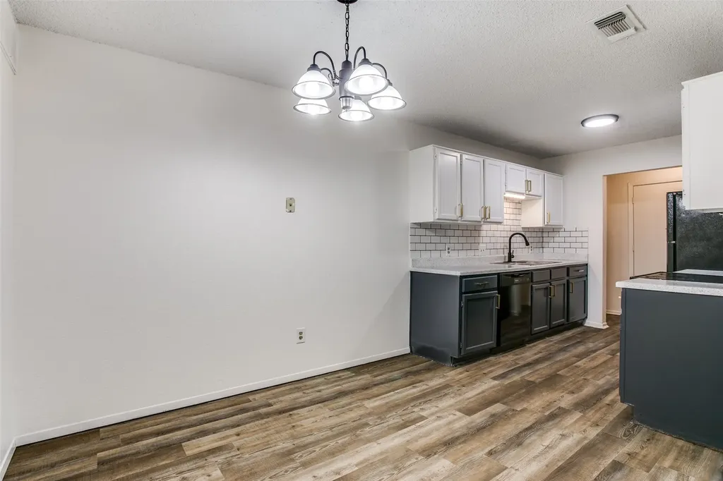 3600 Hulen Park Circle Fort Worth TX 76123