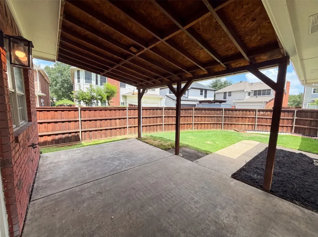 317 Riverwalk Lane Irving TX 75063