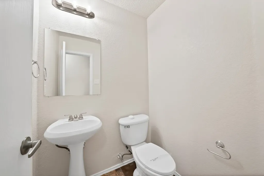 785 Eldorado Drive Desoto TX 75115