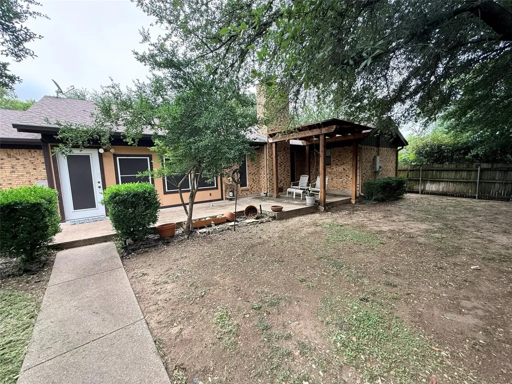 3262 Francis Drive Fort Worth TX 76116