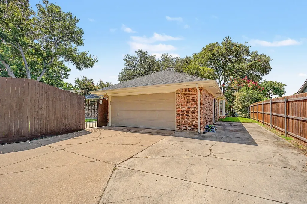 4529 Denver Drive Plano TX 75093