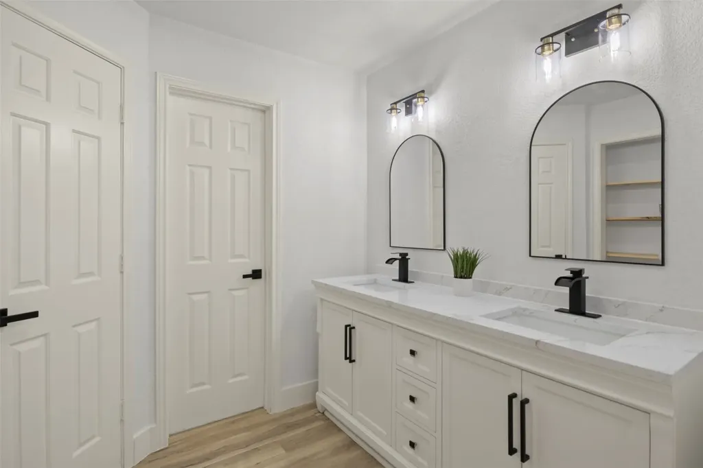 1612 Huntington Drive Mesquite TX 75149