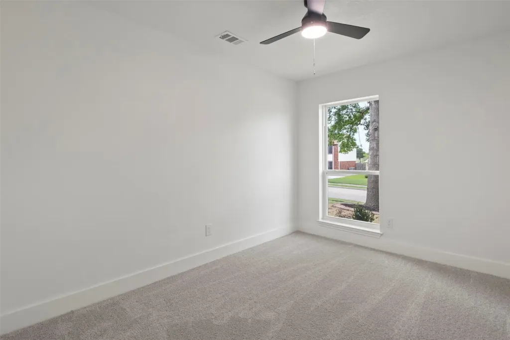 1612 Huntington Drive Mesquite TX 75149