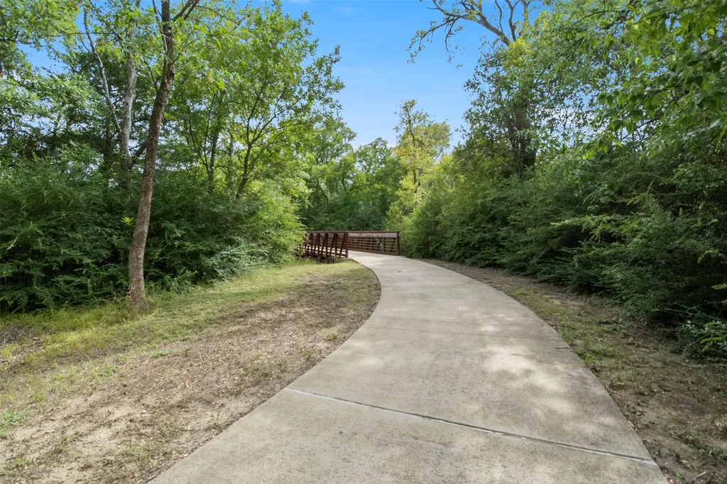 1612 Huntington Drive Mesquite TX 75149