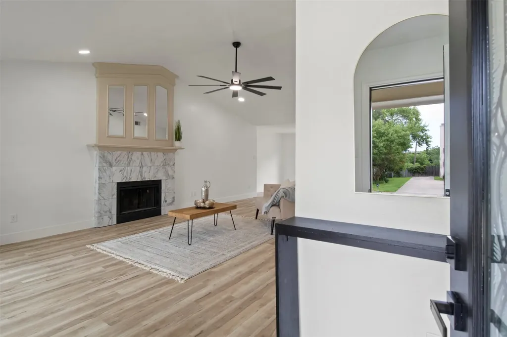 1612 Huntington Drive Mesquite TX 75149