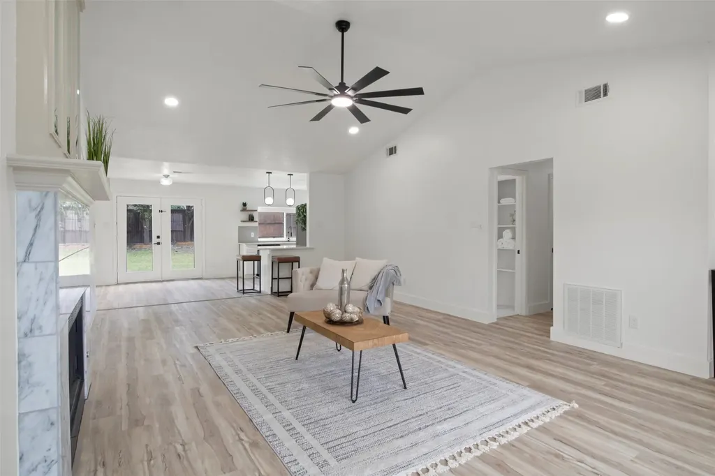 1612 Huntington Drive Mesquite TX 75149